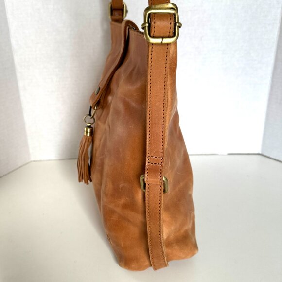 Elevate Mini Slingback Bag  2-in-1 Convertibe Leather Crossbody Backpack - Picture 13 of 14